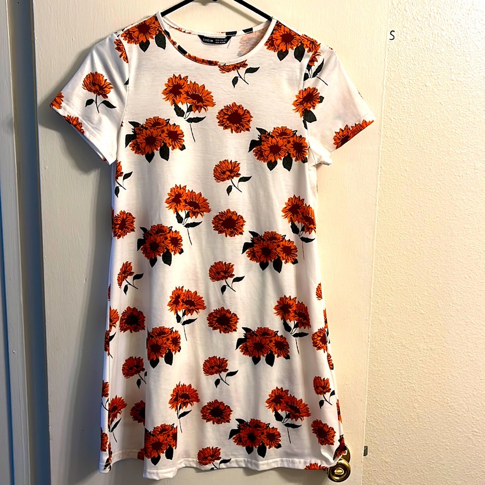Floral mini dress